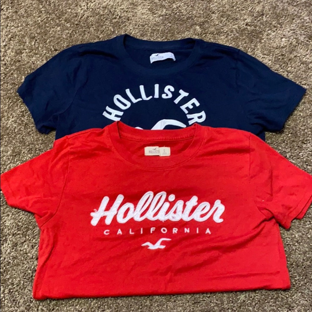 2 super cute Hollister California t-shirts
